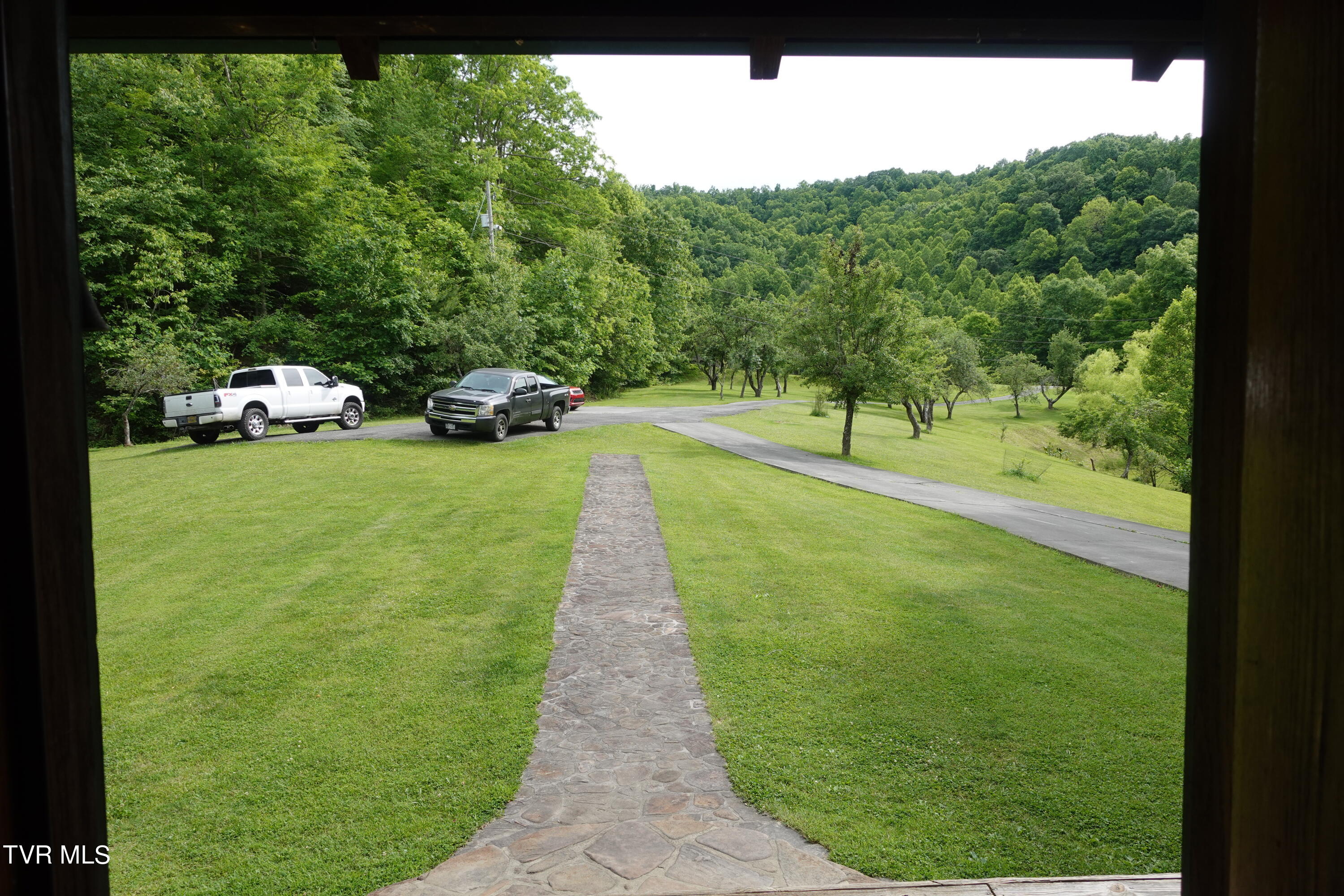 639 Dream Farm Road Birchleaf, VA 24220 - Photo 68 of 153 DSC00266