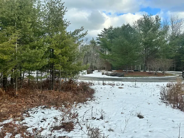 $117,700 | 3 Sealight Lane, Rockport, ME 04856