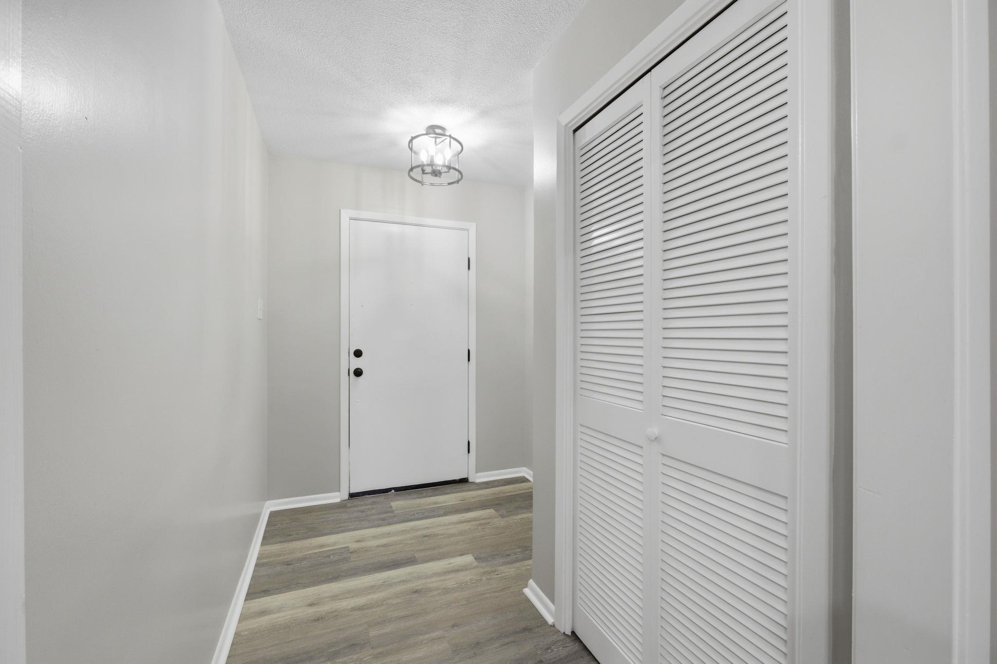 112 Inwood Drive Silsbee, TX 77656 - Photo 4 of 42