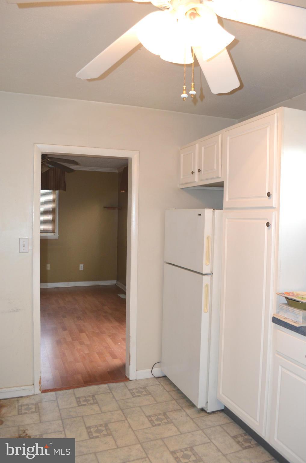 314 Old Post Road Aberdeen, MD 21001 - Photo 4 of 15 Kitchen