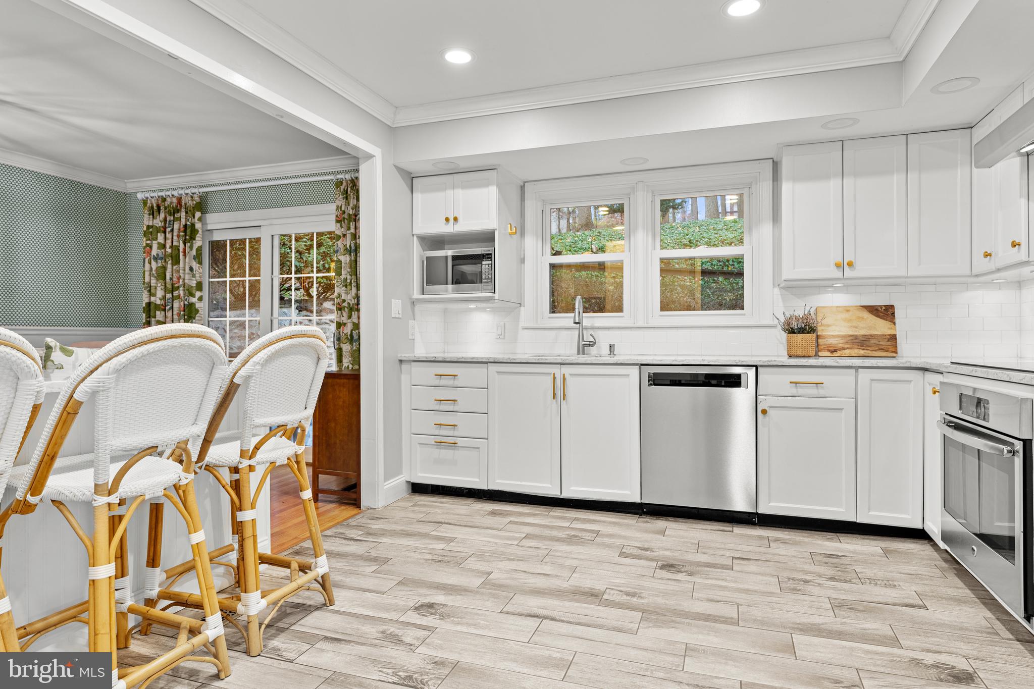 476 Upper Weadley Road Wayne, PA 19087 - Photo 15 of 45 a view of a kitchen with a sink
