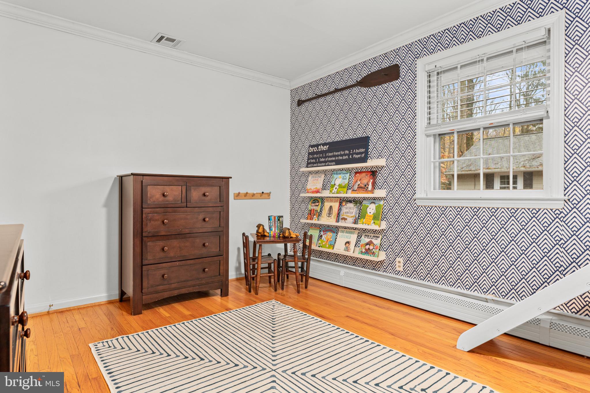 476 Upper Weadley Road Wayne, PA 19087 - Photo 32 of 45 a room with furniture and a window
