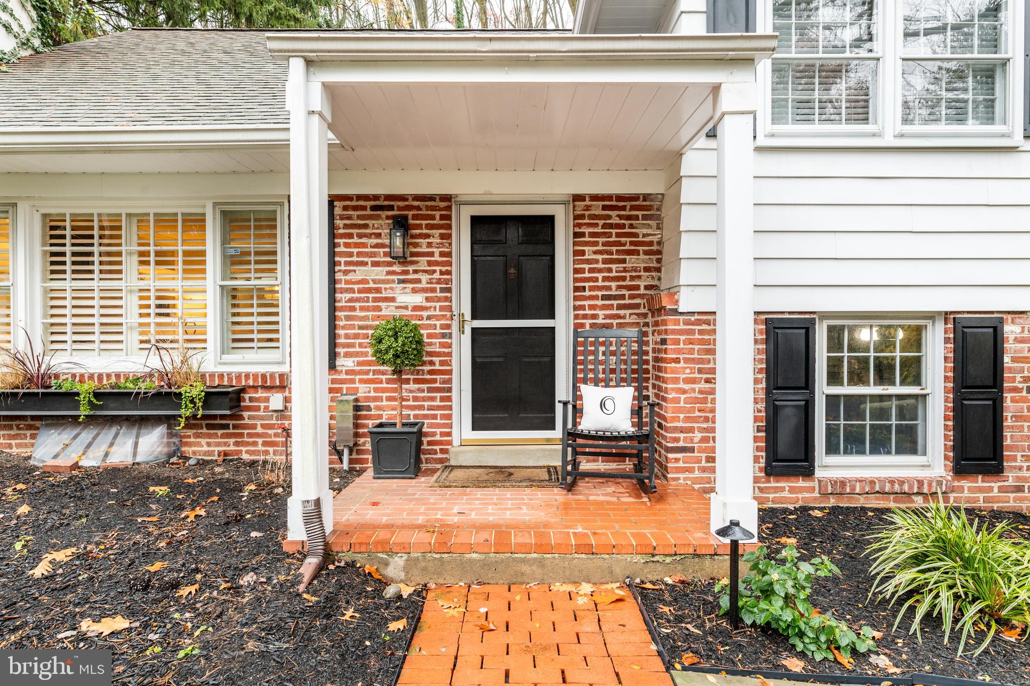 476 Upper Weadley Road Wayne, PA 19087 - Photo 4 of 45 a front view of a house with a large window