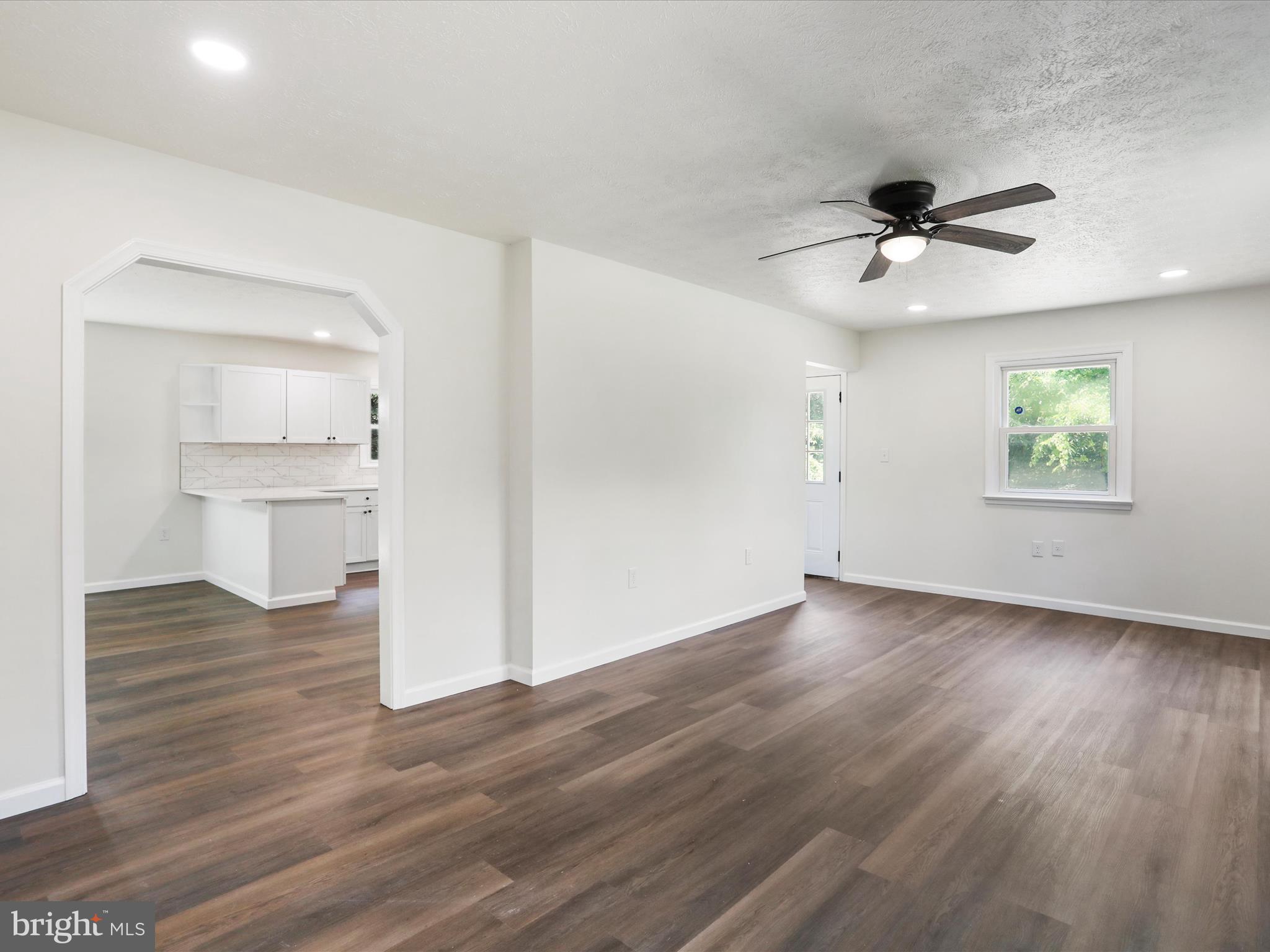 12090 Back Creek Valley Road Hedgesville, WV 25427 - Photo 13 of 33