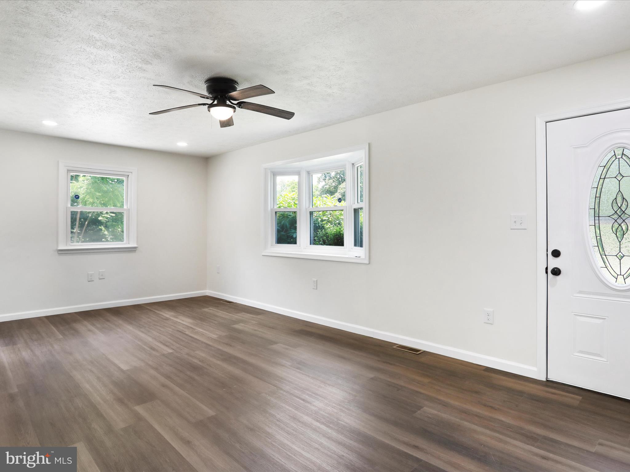 12090 Back Creek Valley Road Hedgesville, WV 25427 - Photo 14 of 33