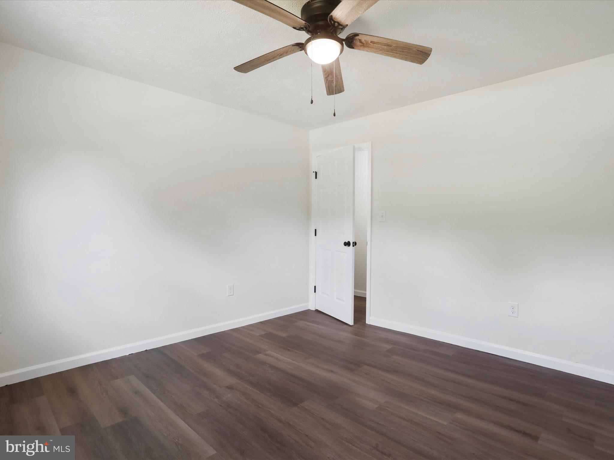 12090 Back Creek Valley Road Hedgesville, WV 25427 - Photo 20 of 33