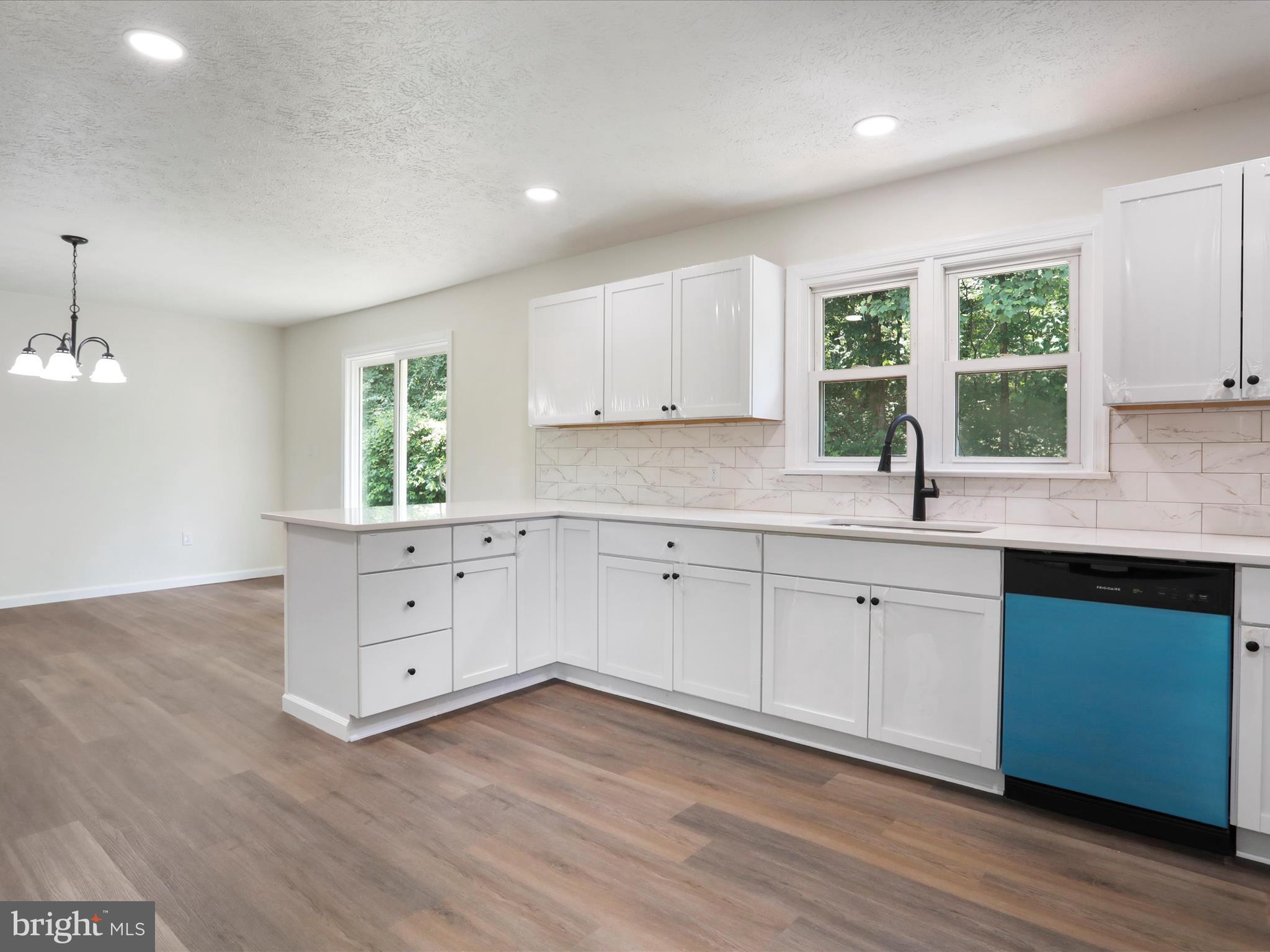 12090 Back Creek Valley Road Hedgesville, WV 25427 - Photo 5 of 33