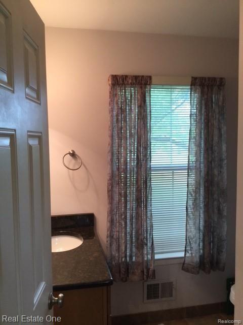 14955 28 Mile Road Washington, MI 48094 - Photo 18 of 51 UPDATED FULL BATH MAIN FLOOR