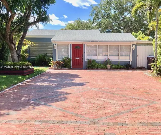 $2,650 | 2140 Northeast 180th Street, North Miami Beach, FL 33162