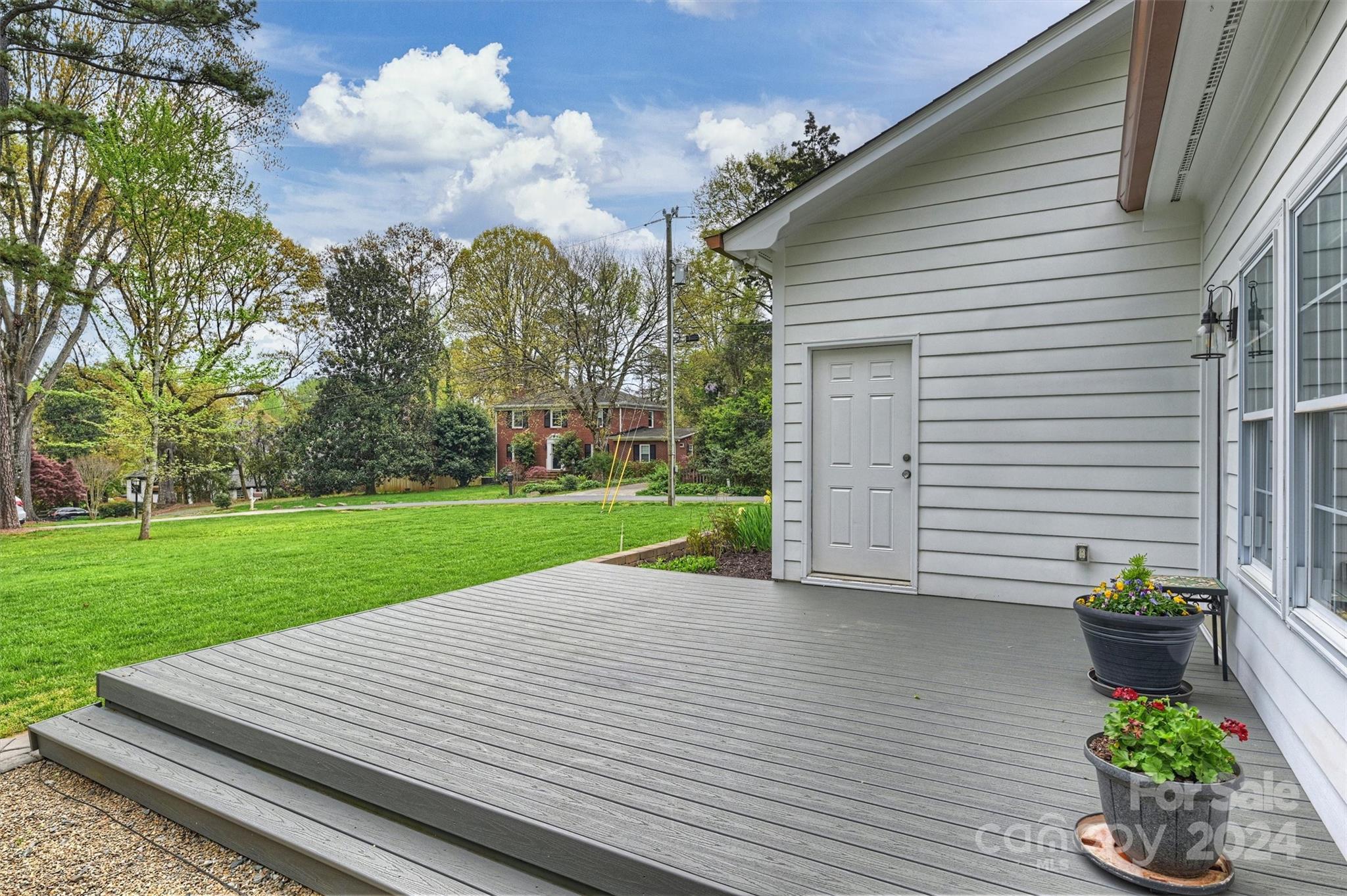 101 Sardis View Road Charlotte, NC 28211 - Photo 34 of 43 a view of a yard with plants and large tree
