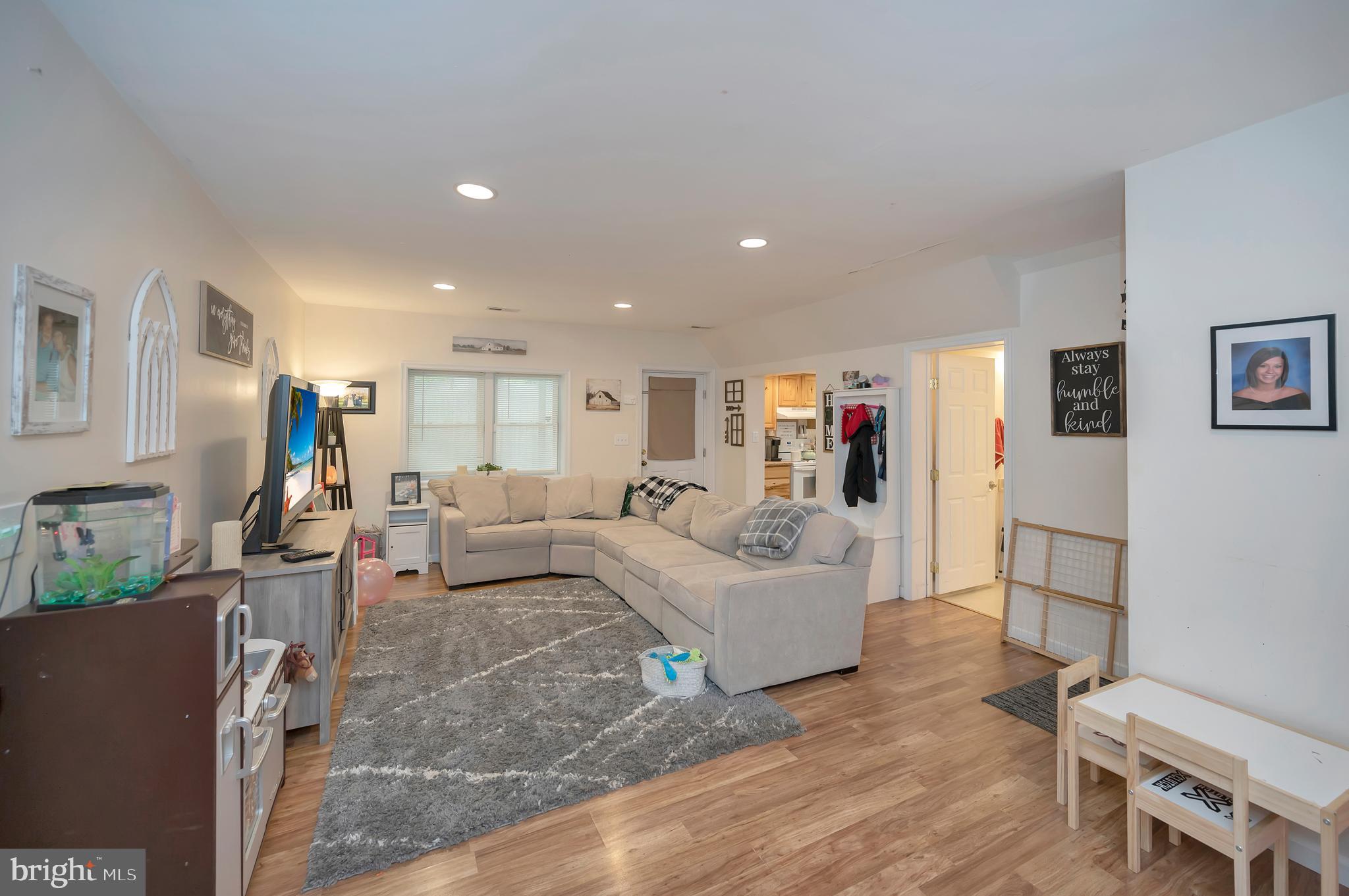 208 Telegraph Road Stafford, VA 22554 - Photo 6 of 86