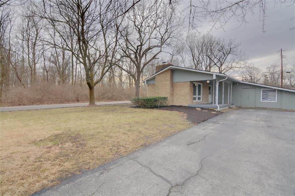 9104 Warwick Road Indianapolis, IN 46240 - Photo 1 of 22