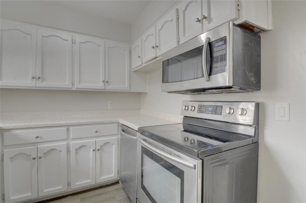 9104 Warwick Road Indianapolis, IN 46240 - Photo 13 of 22