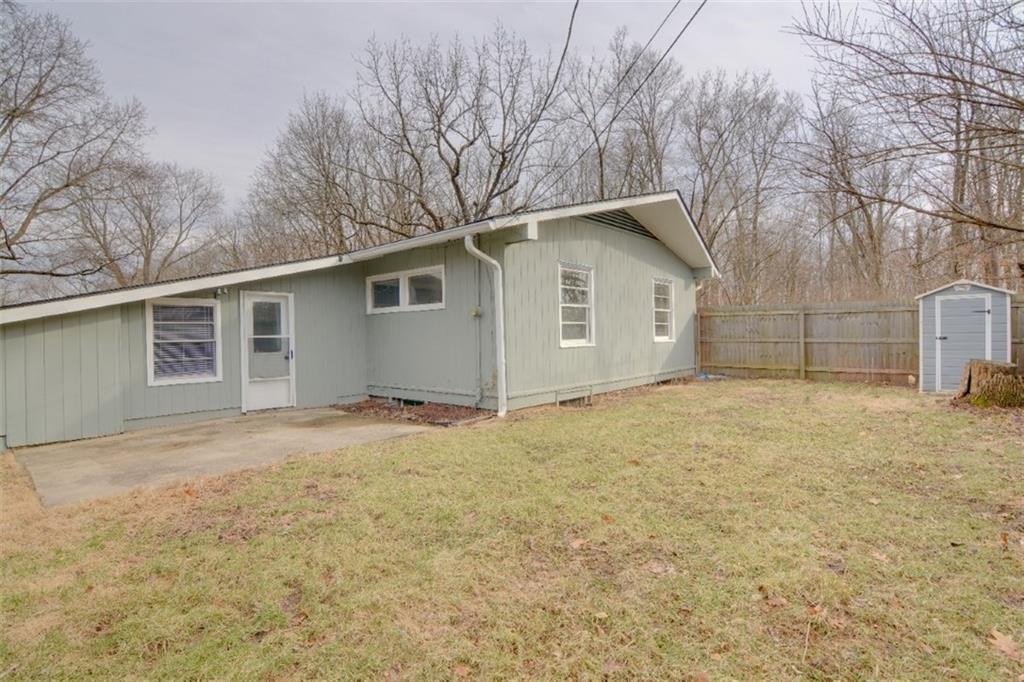 9104 Warwick Road Indianapolis, IN 46240 - Photo 4 of 22