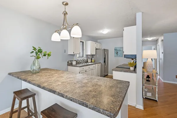 $450,000 | 4626 Lenore Lane, Eagan, MN 55122