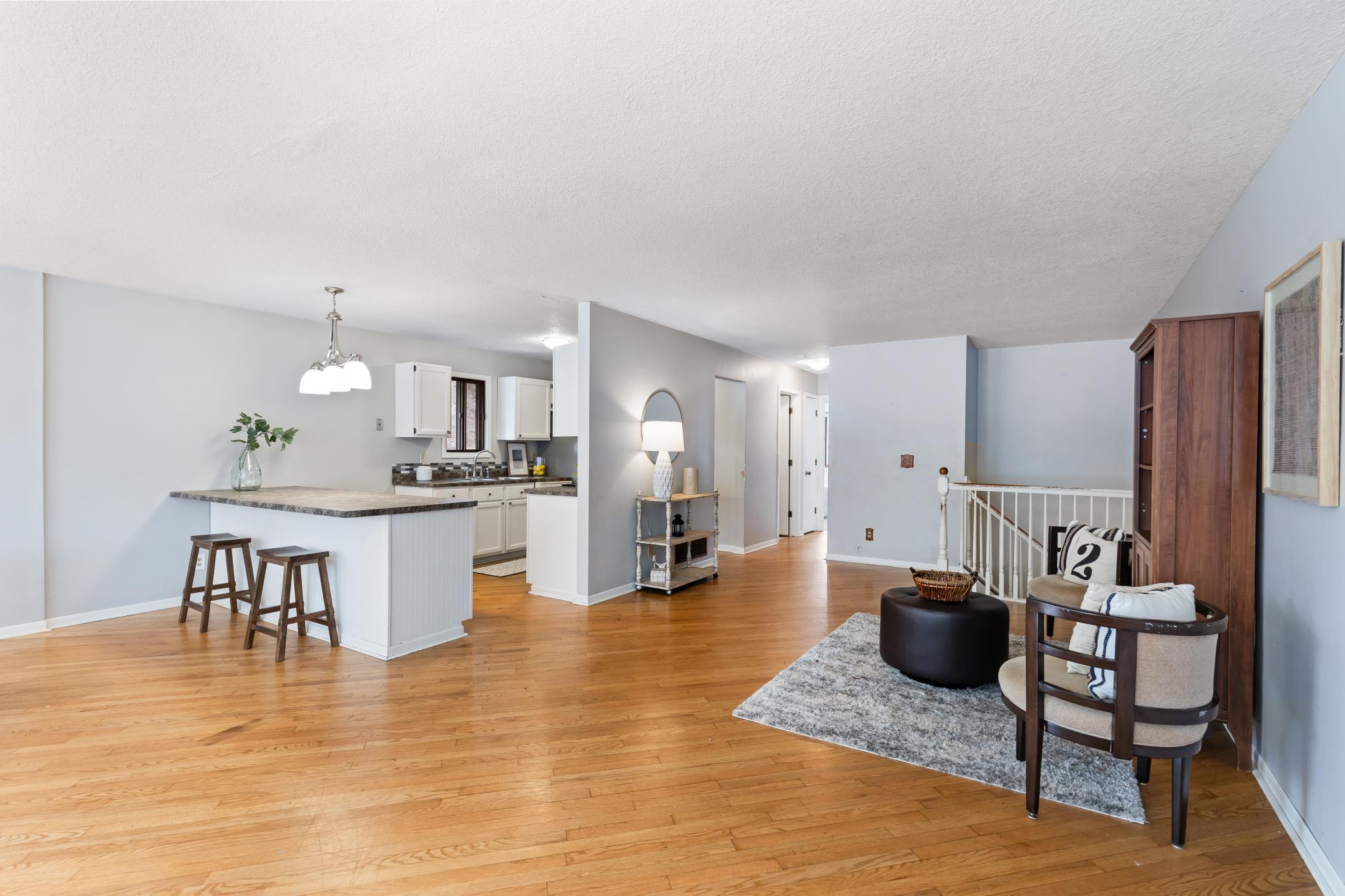 4626 Lenore Lane Eagan, MN 55122 - Photo 5 of 31