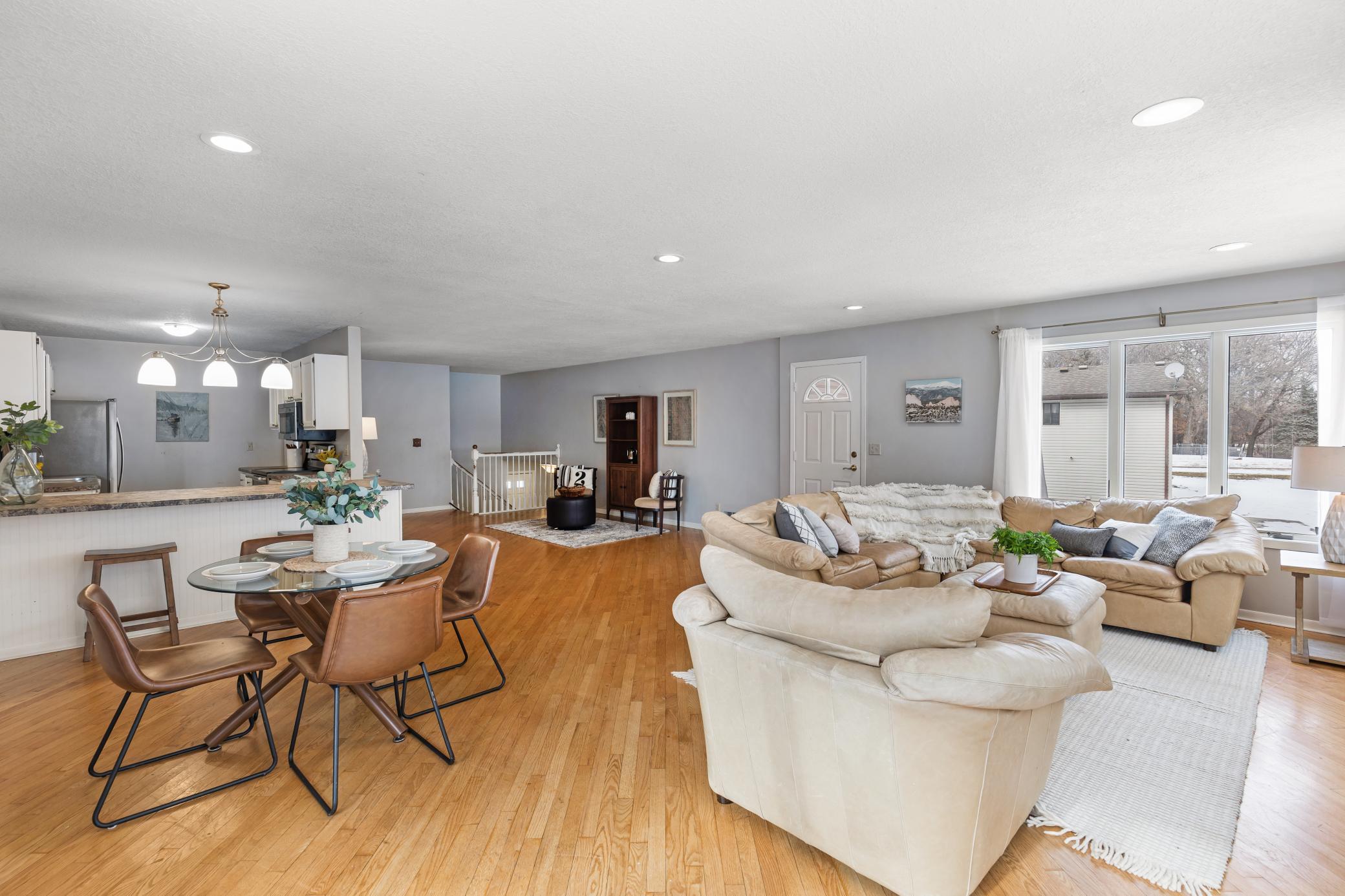 4626 Lenore Lane Eagan, MN 55122 - Photo 6 of 31