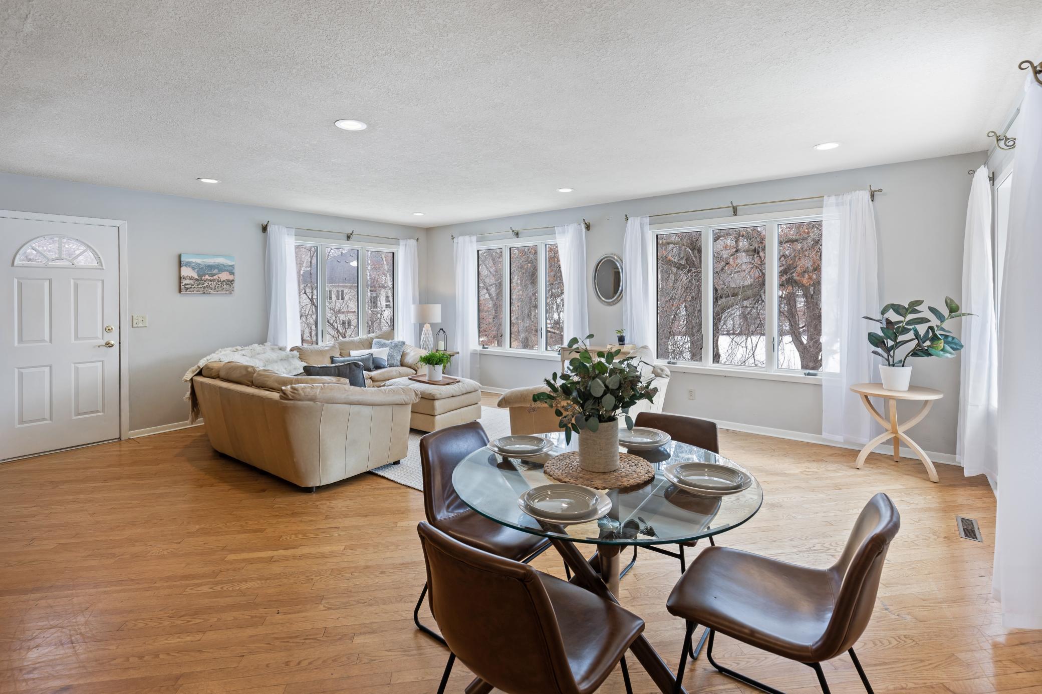 4626 Lenore Lane Eagan, MN 55122 - Photo 9 of 31