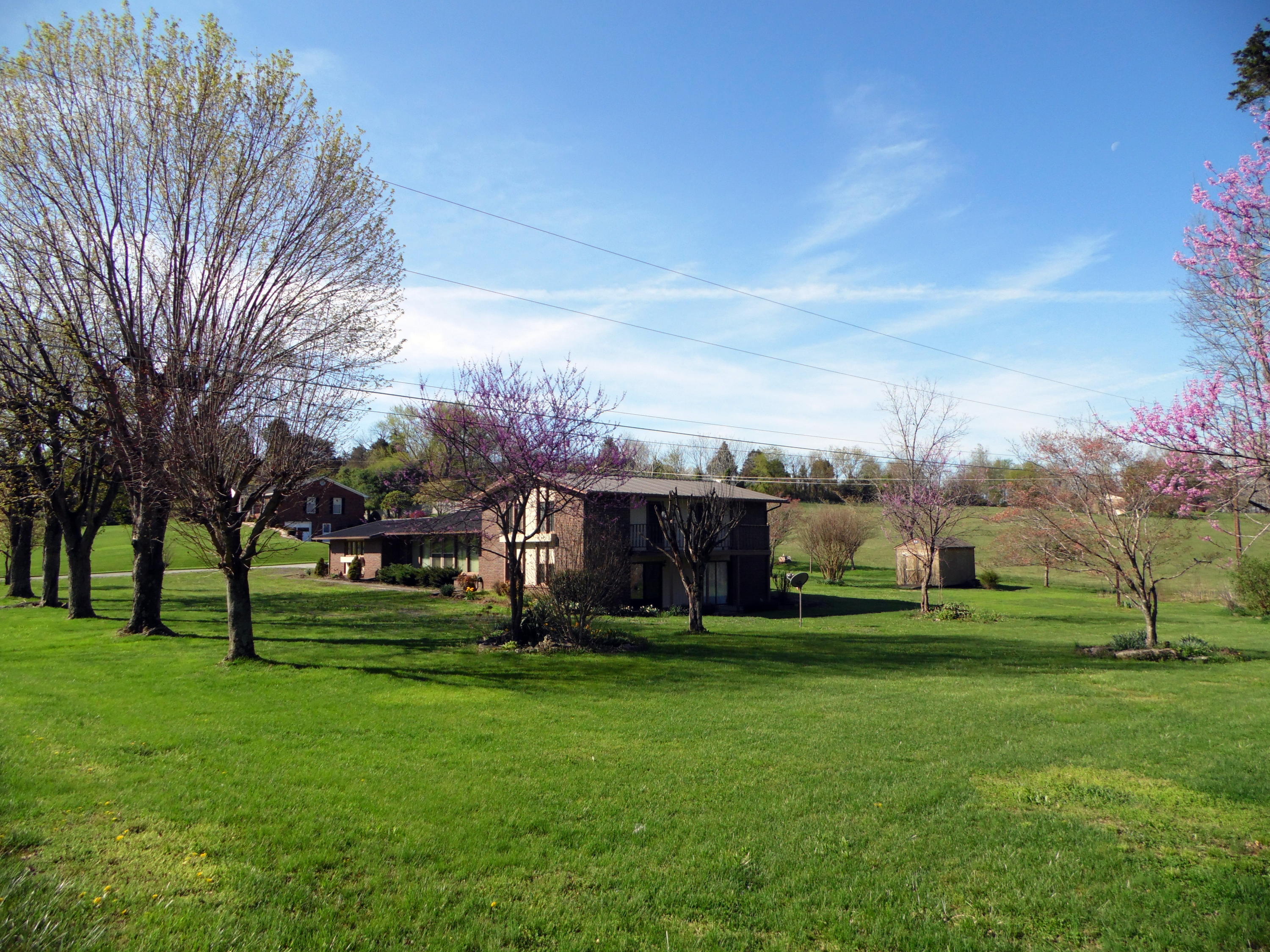 206 Brown Crest Road La Follette, TN 37766 - Photo 2 of 35 SAM_3485