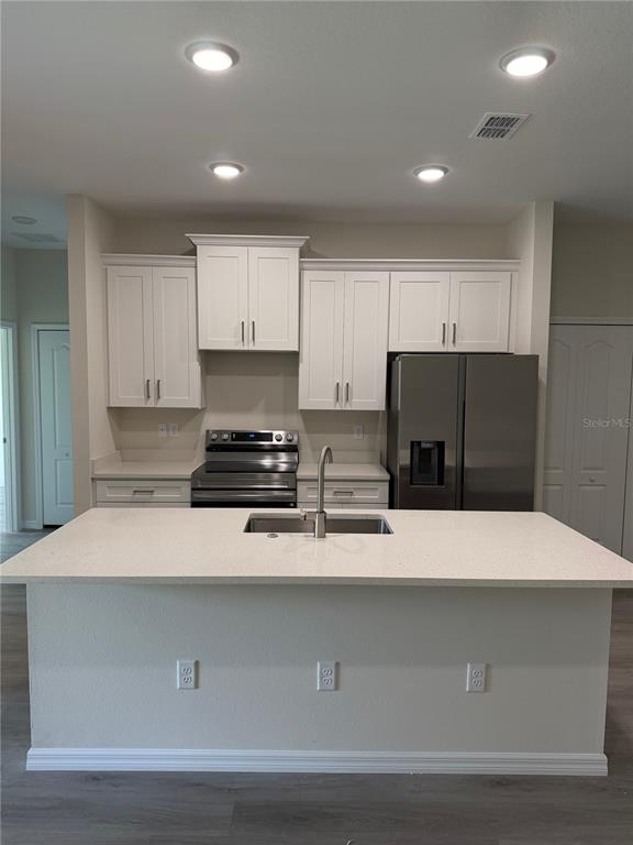 15719 Southwest 34th Court Road Ocala, FL 34473 - Photo 5 of 23