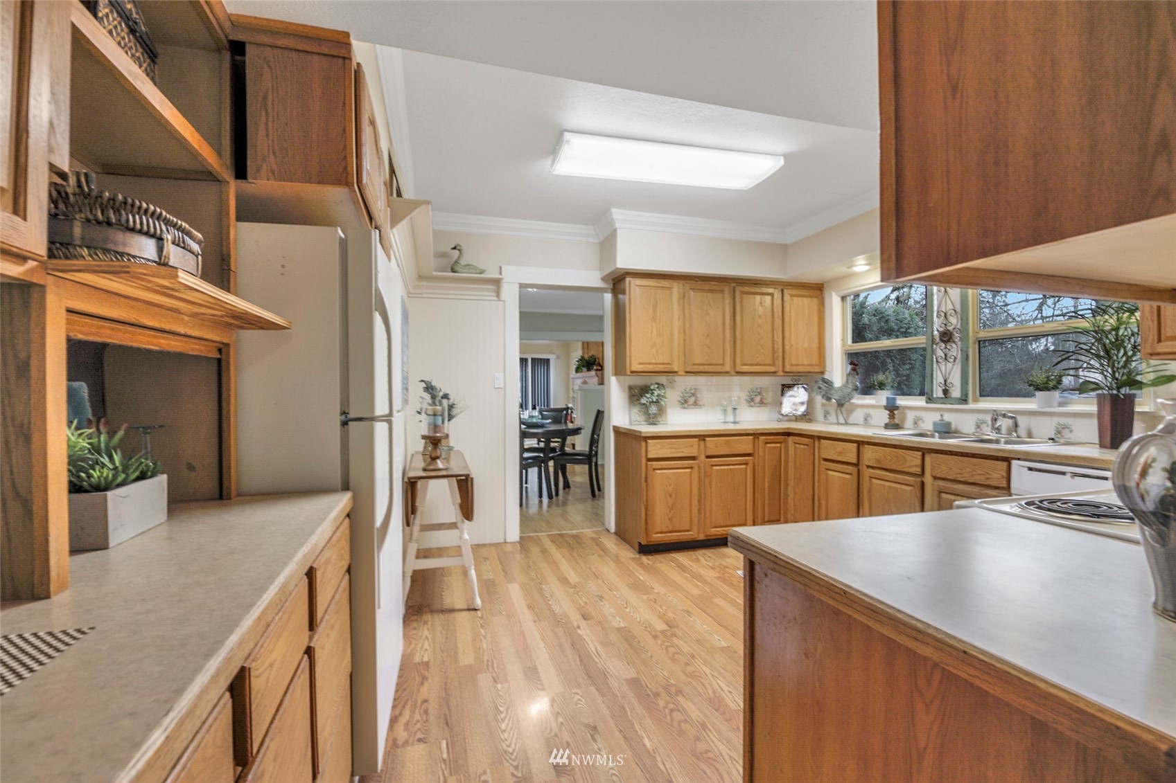 4501 Wiggins Road Southeast Olympia, WA 98501 - Photo 11 of 38 Gallery Image 11