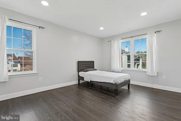 $2,400 | 11 Poillon Court, Lawrence Township, NJ 08648