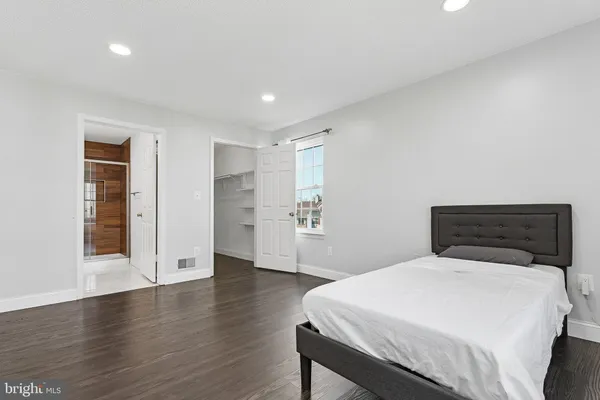 $2,400 | 11 Poillon Court, Lawrence Township, NJ 08648