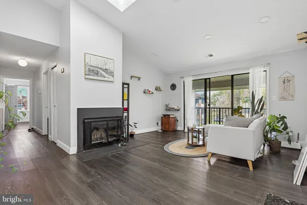 $2,400 | 11 Poillon Court, Lawrence Township, NJ 08648