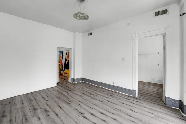 $330,000 | 4203 West Maypole Avenue, Chicago, IL 60624