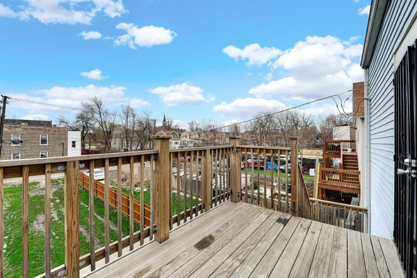 $330,000 | 4203 West Maypole Avenue, Chicago, IL 60624