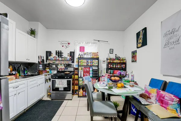 $330,000 | 4203 West Maypole Avenue, Chicago, IL 60624