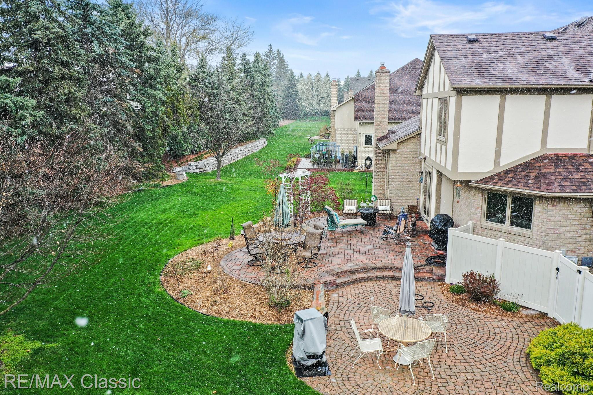 18991 Van Road Livonia, MI 48152 - Photo 12 of 47 Prvaite Tree Line of Pines