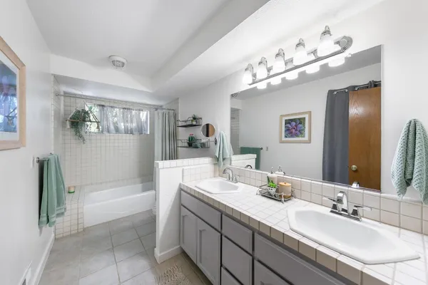 $918,000 | 104 Oak Rim Way, Folsom, CA 95630