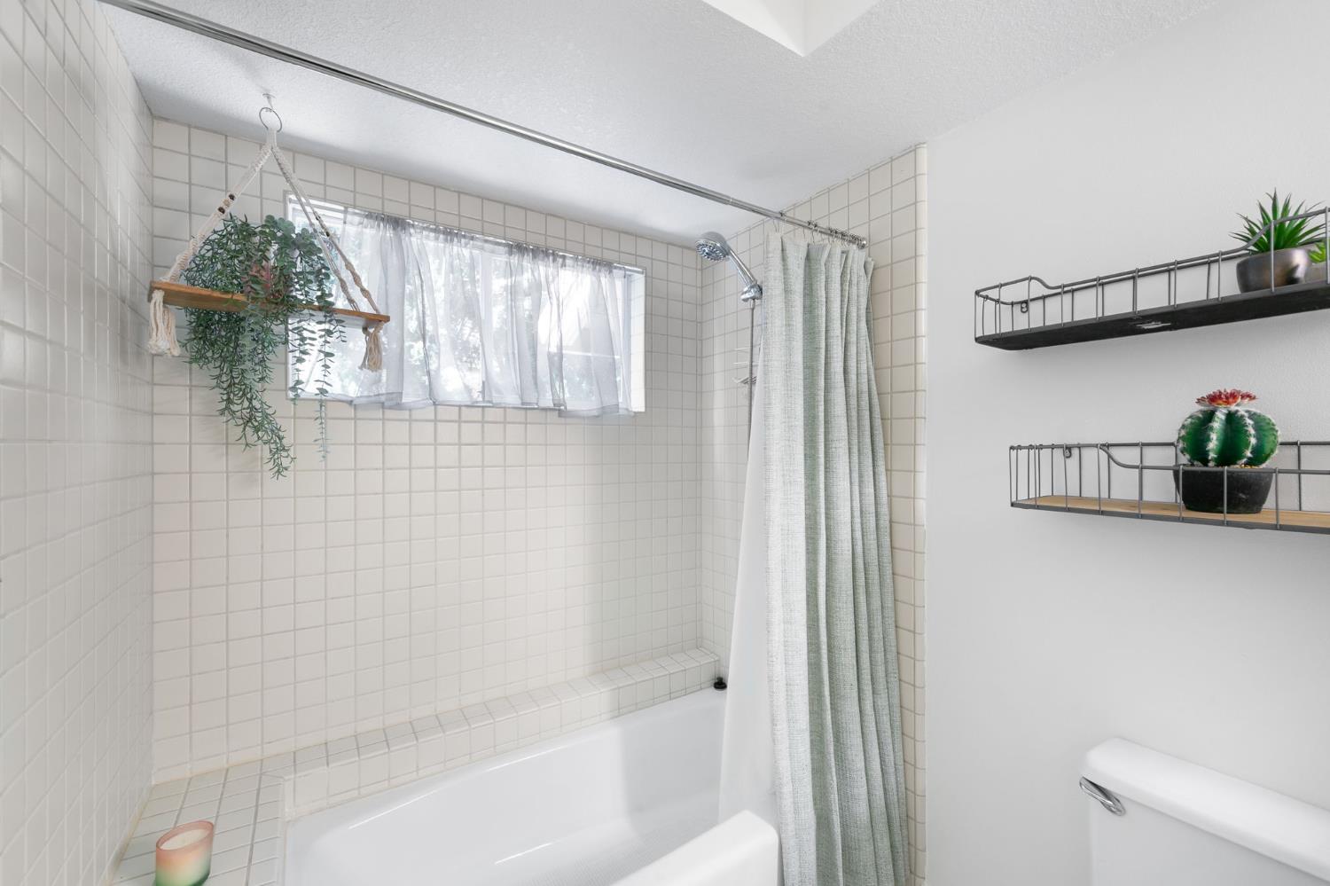 104 Oak Rim Way Folsom, CA 95630 - Photo 25 of 41