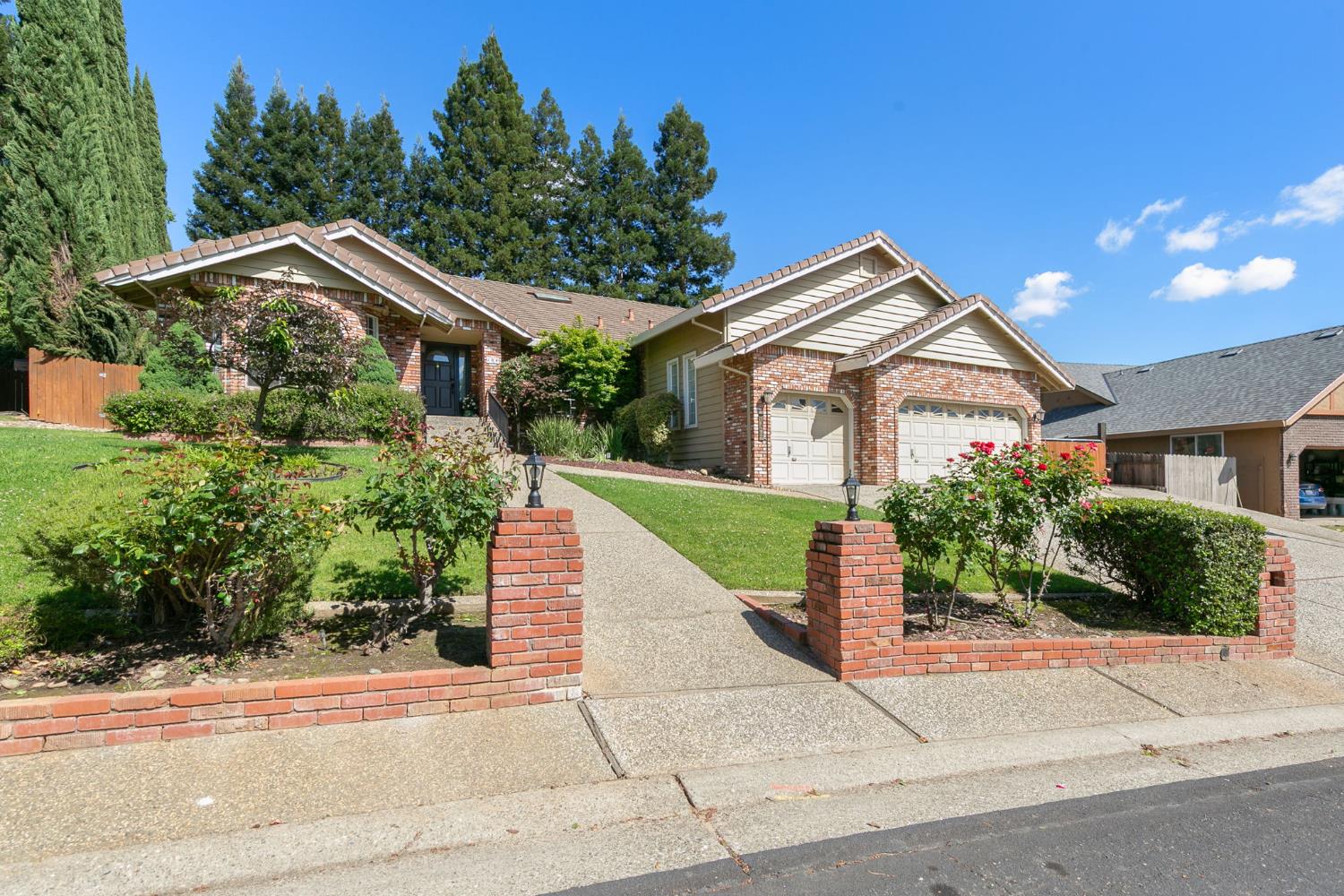 104 Oak Rim Way Folsom, CA 95630 - Photo 4 of 41