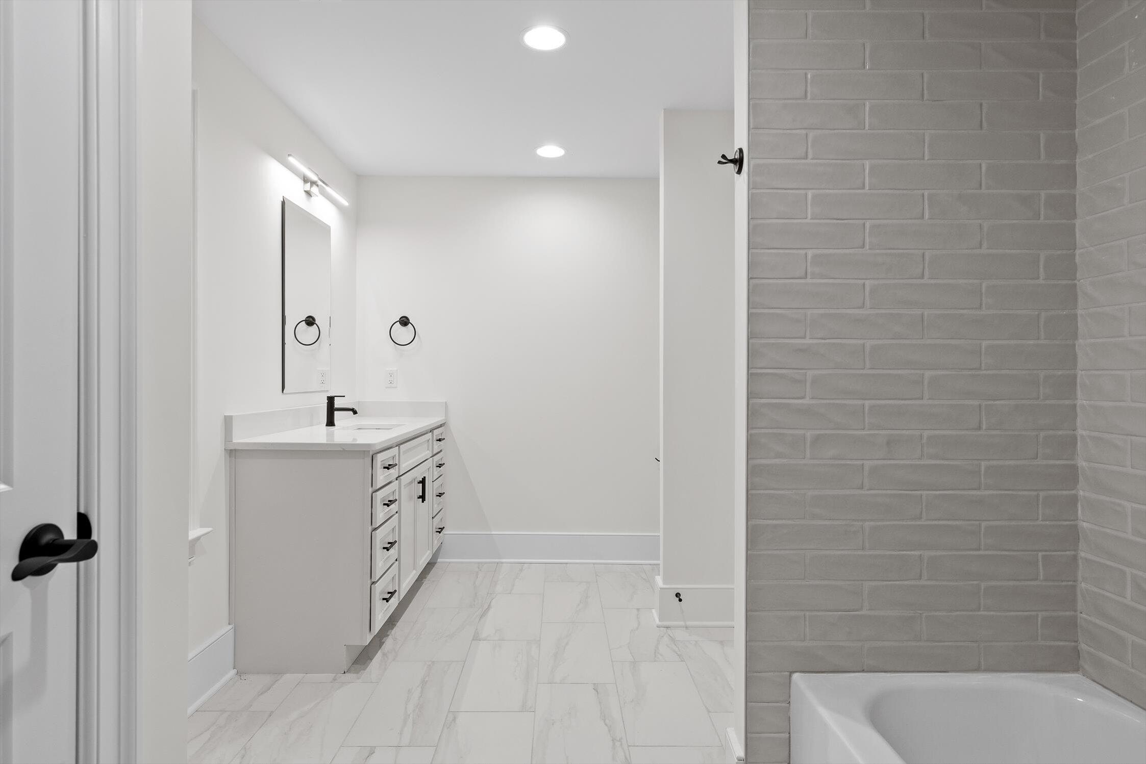 2208 Launcelot Road Chattanooga, TN 37421 - Photo 70 of 109 029-Launcelot rd-96