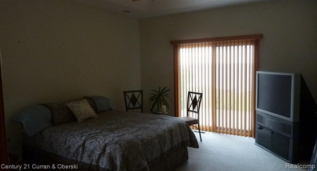 4564 Burke Road Newport, MI 48166 - Photo 12 of 13 1 St Floor Master.JPG