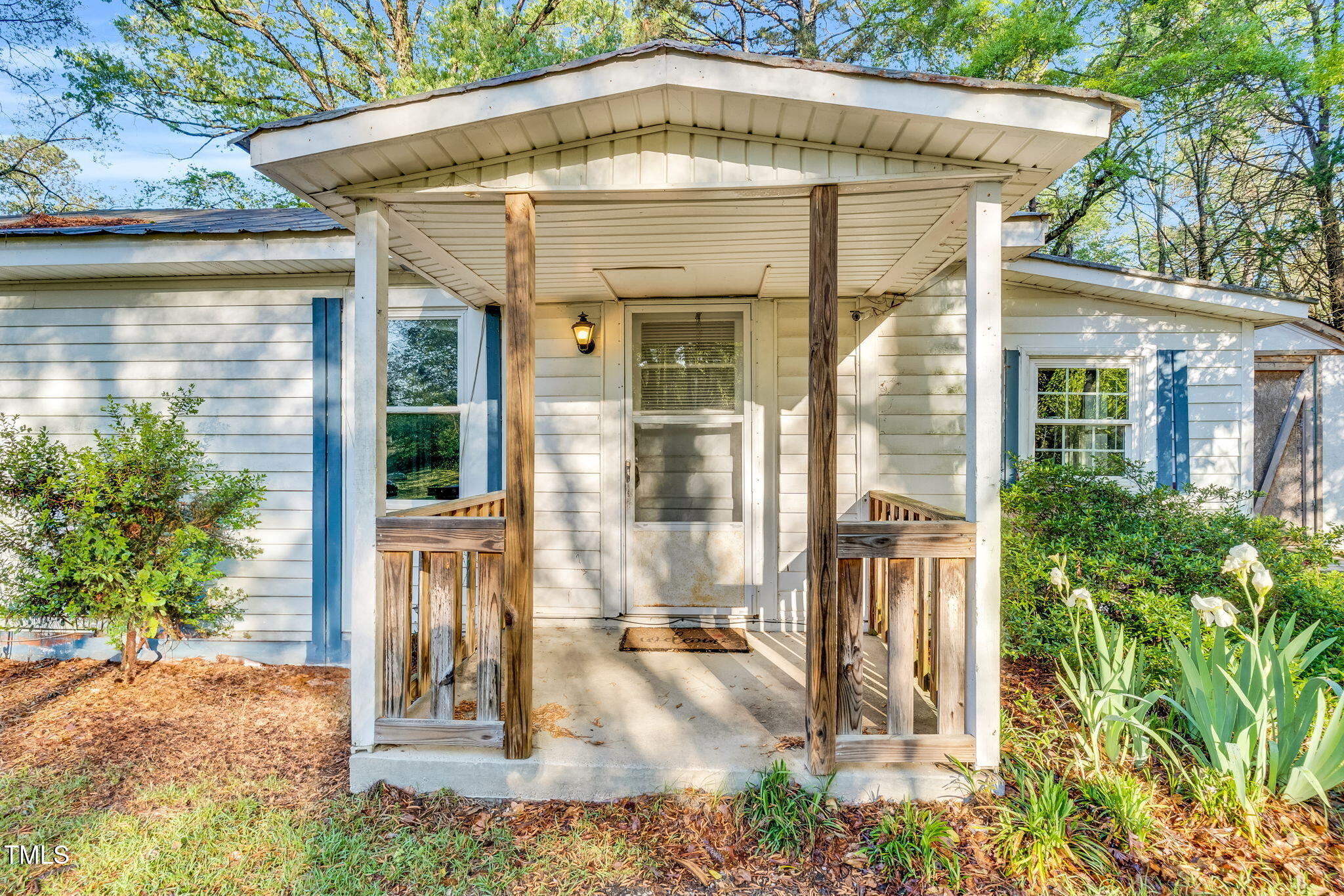 8175 Highway 27 Coats, NC 27521 - Photo 4 of 24 8-web-or-mls-_DSC2458