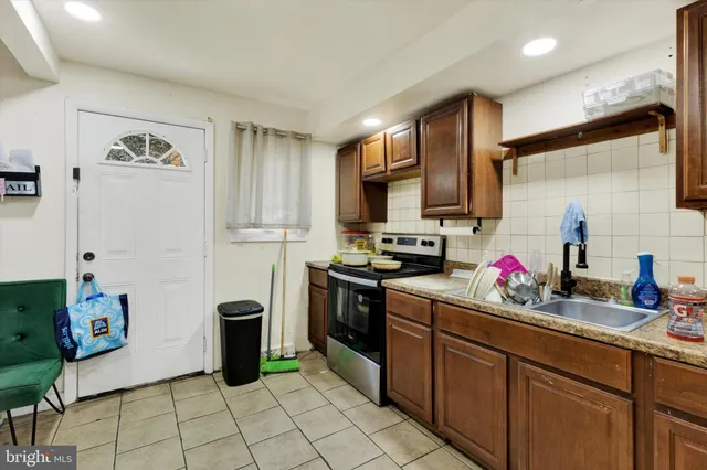 $229,000 | 1211 Wabank Street, Lancaster, PA 17603