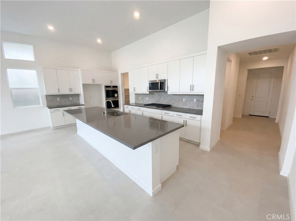 4467 Rambler Lane Palm Springs, CA 92262 - Photo 2 of 34