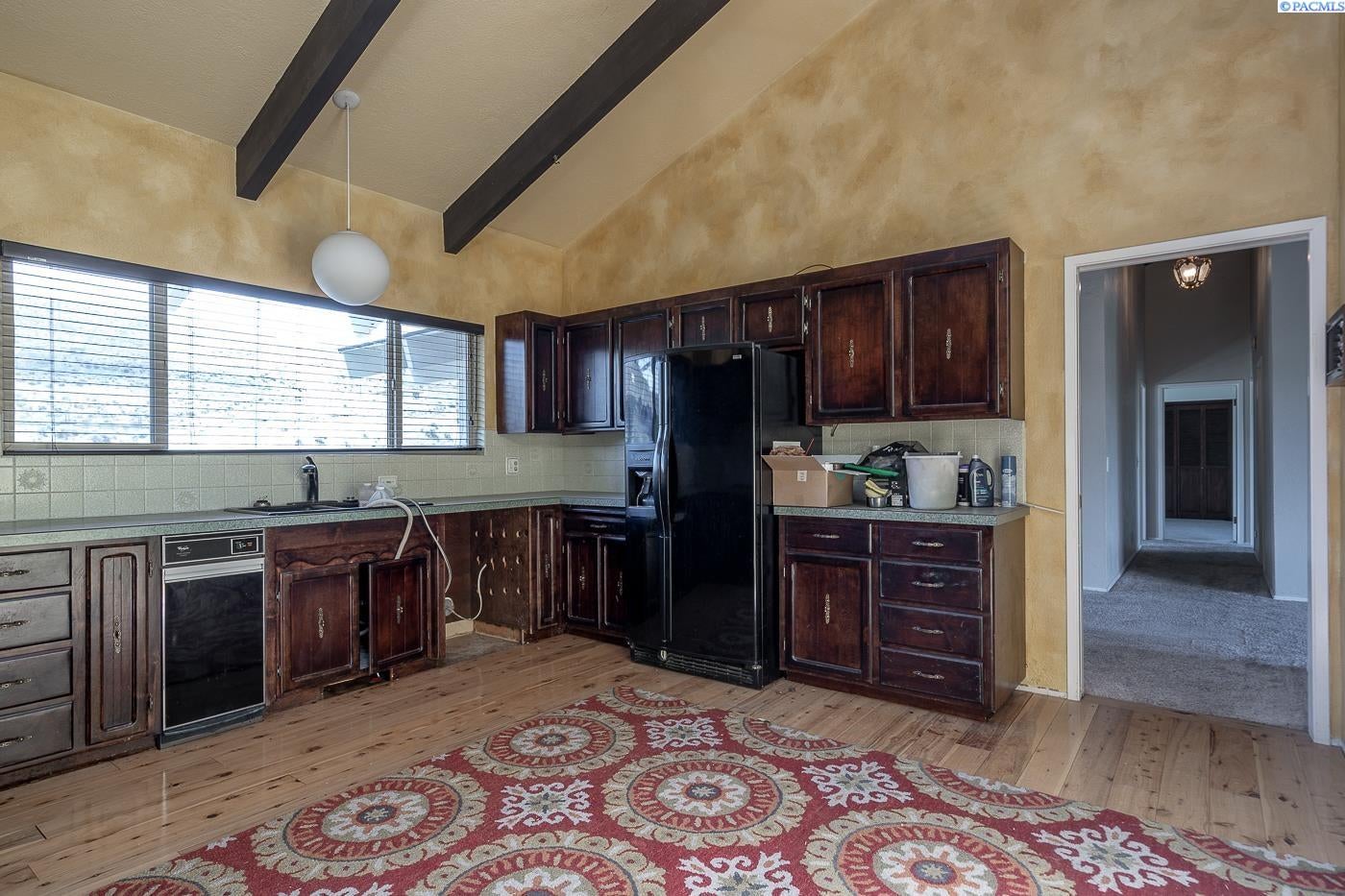 1507 Sunset Loop Prosser, WA 99350 - Photo 9 of 30 Gallery Image 9