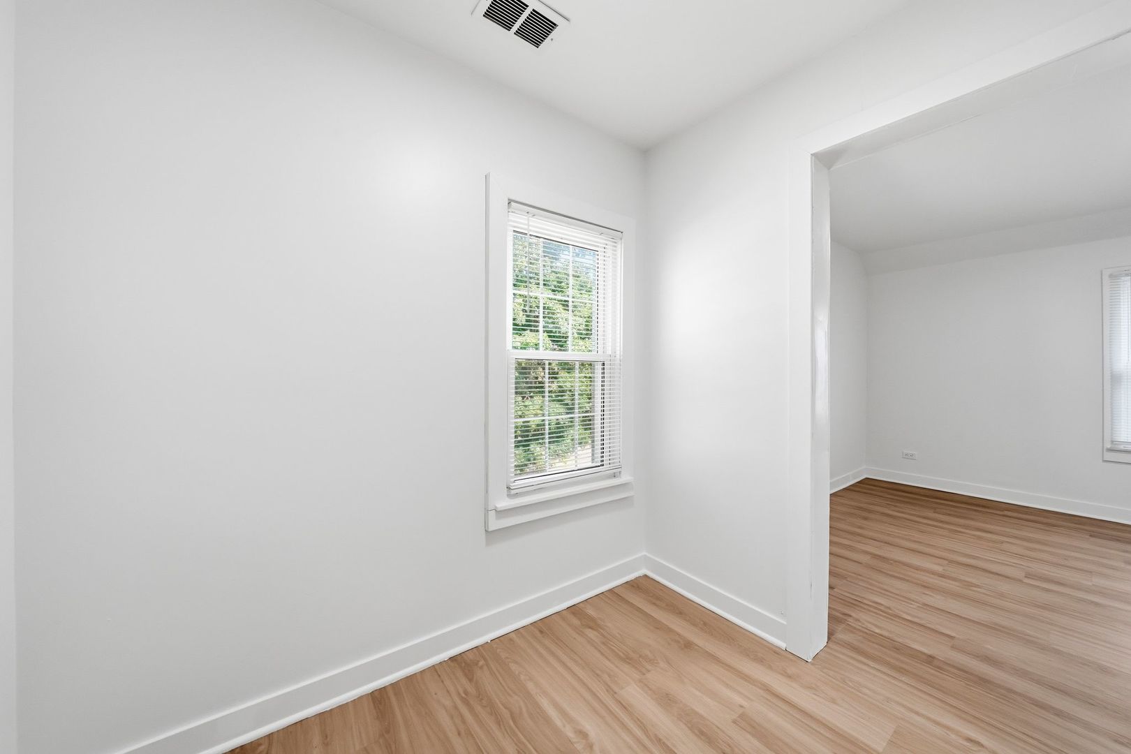 446 Rice Avenue Bellwood, IL 60104 - Photo 31 of 43