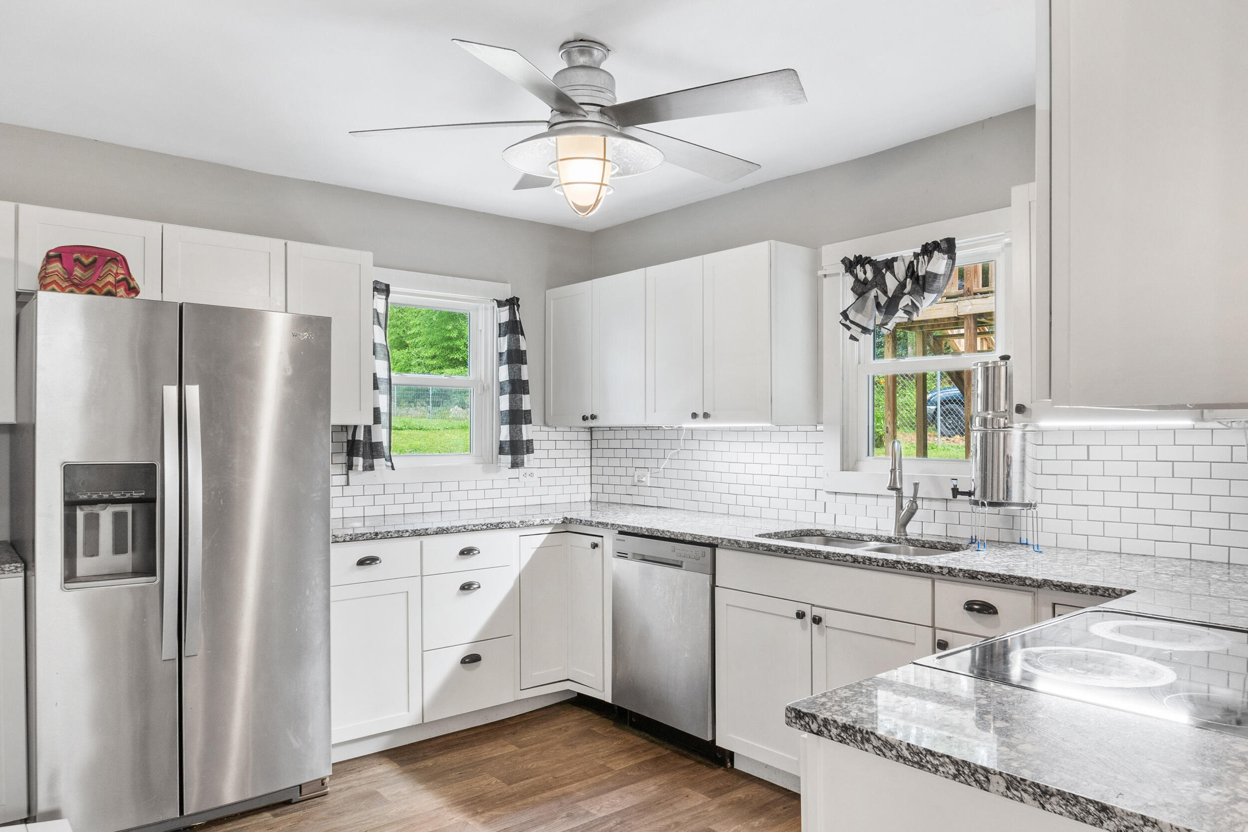 4311 Kellys Ferry Road Chattanooga, TN 37419 - Photo 5 of 33 _dsc9559