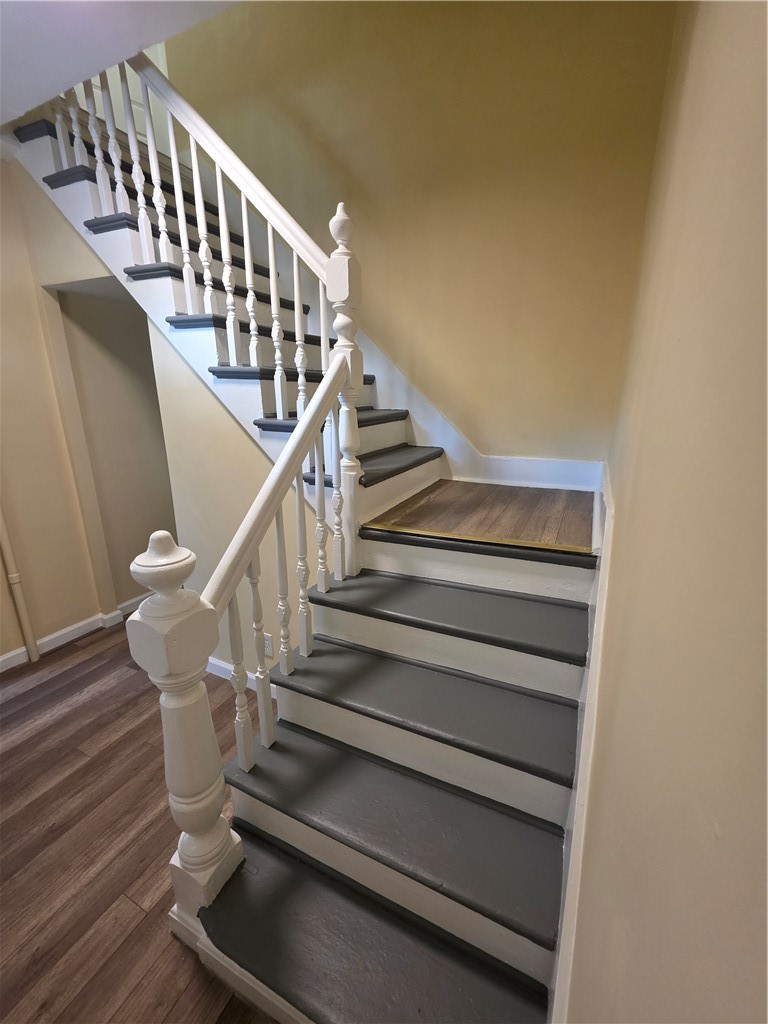 28 Carver Street Pawtucket, RI 02860 - Photo 9 of 37