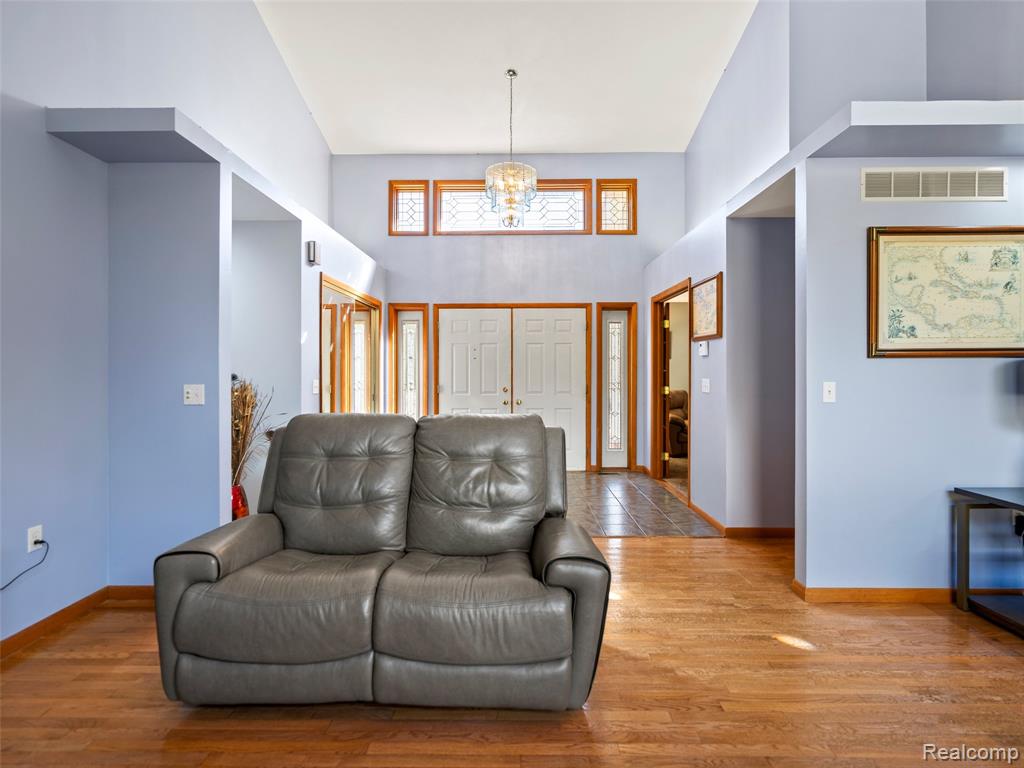 7286 Pine Knob Road Clarkston, MI 48348 - Photo 11 of 71