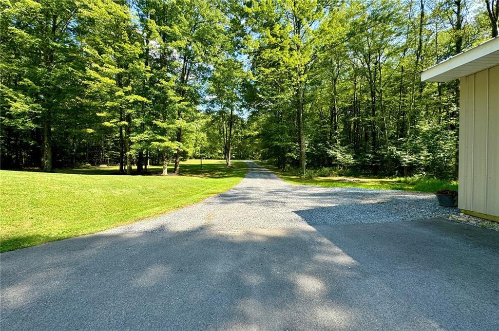 537 George Jr Road Grove City, PA 16127 - Photo 27 of 29 a view of a volley ball court