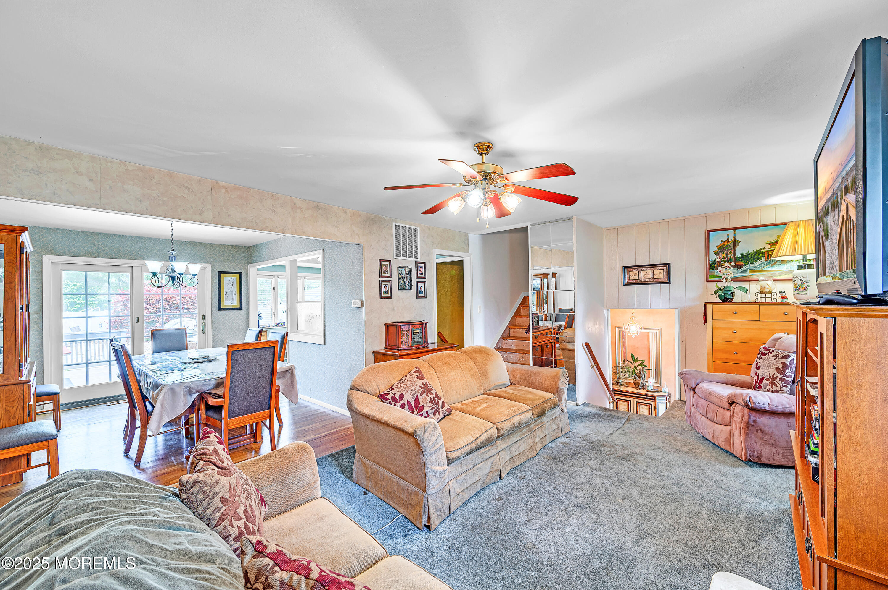 14 North Longview Road Howell, NJ 07731 - Photo 19 of 73 Living 3-Edit