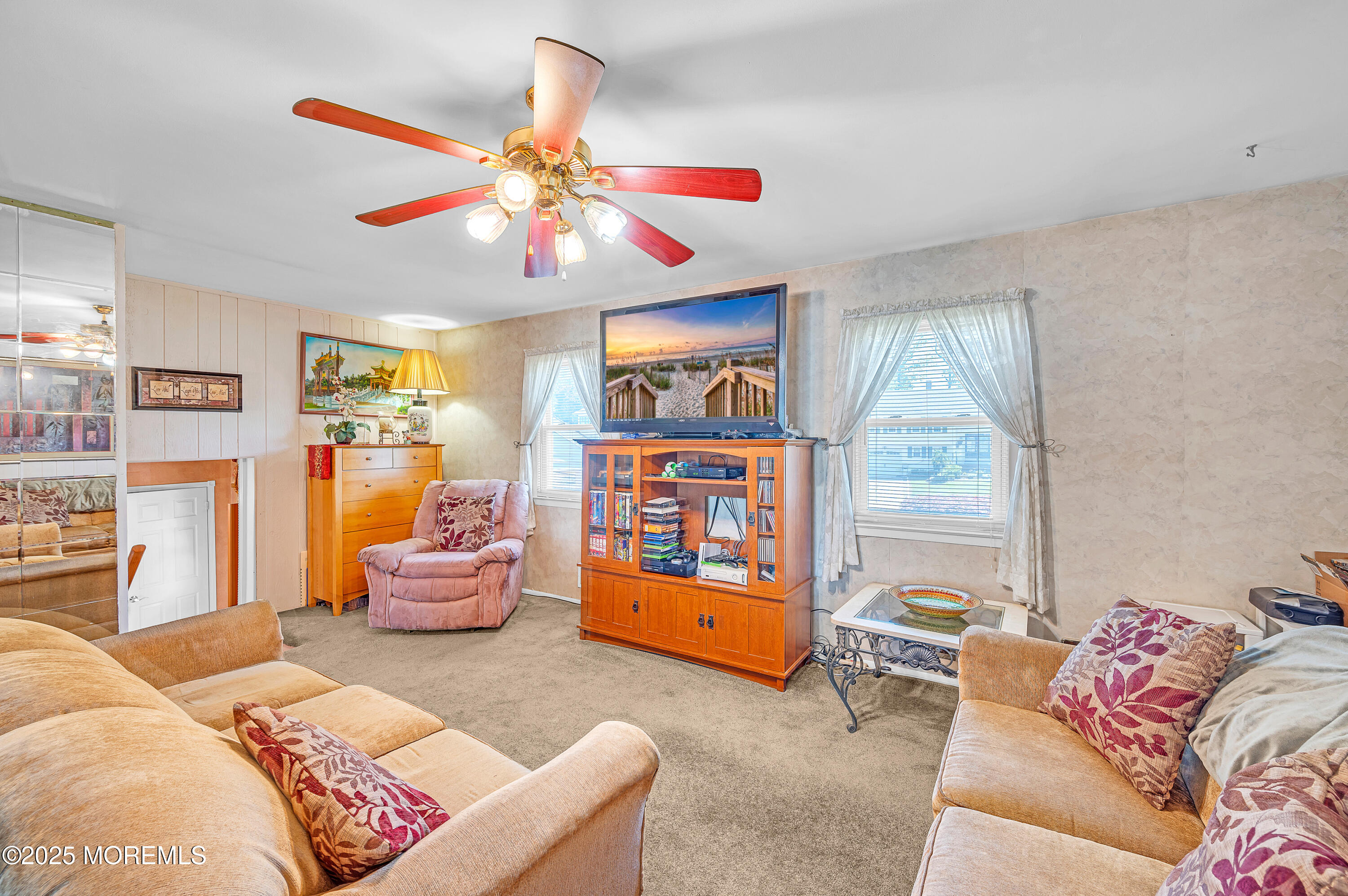14 North Longview Road Howell, NJ 07731 - Photo 24 of 73 Living 1