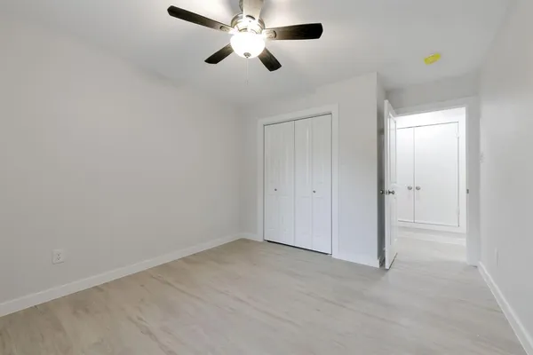$2,850 | 2717 Meadow Green, Bedford, TX 76021