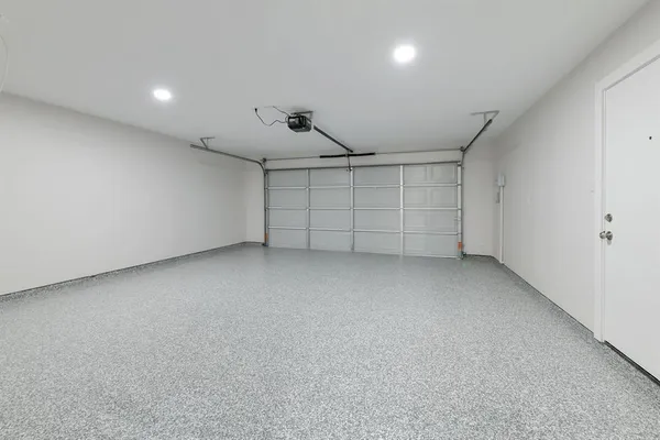 $2,850 | 2717 Meadow Green, Bedford, TX 76021